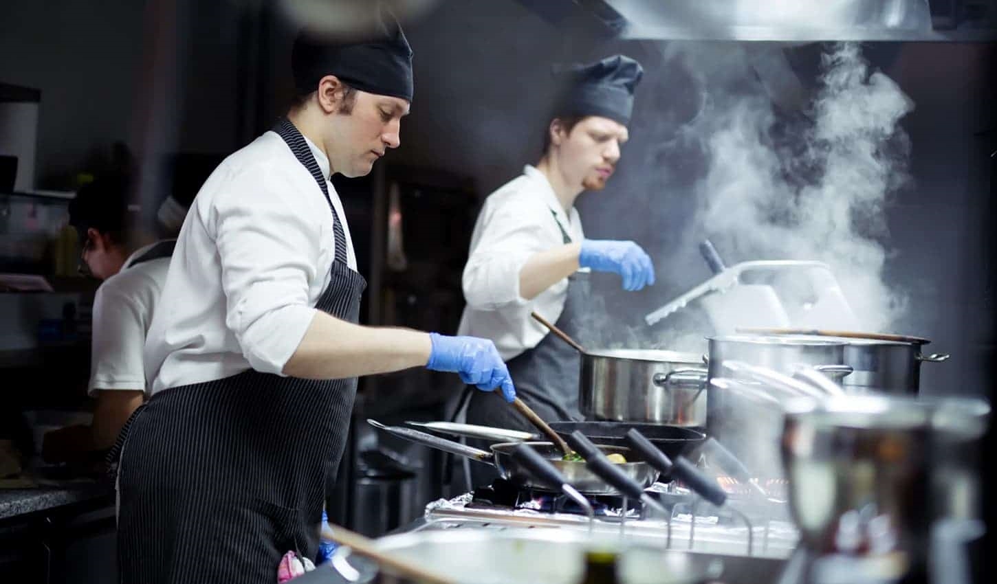 Chi Phí Chìm: Sức Khỏe Nhân Viên & Hiệu Suất Kém