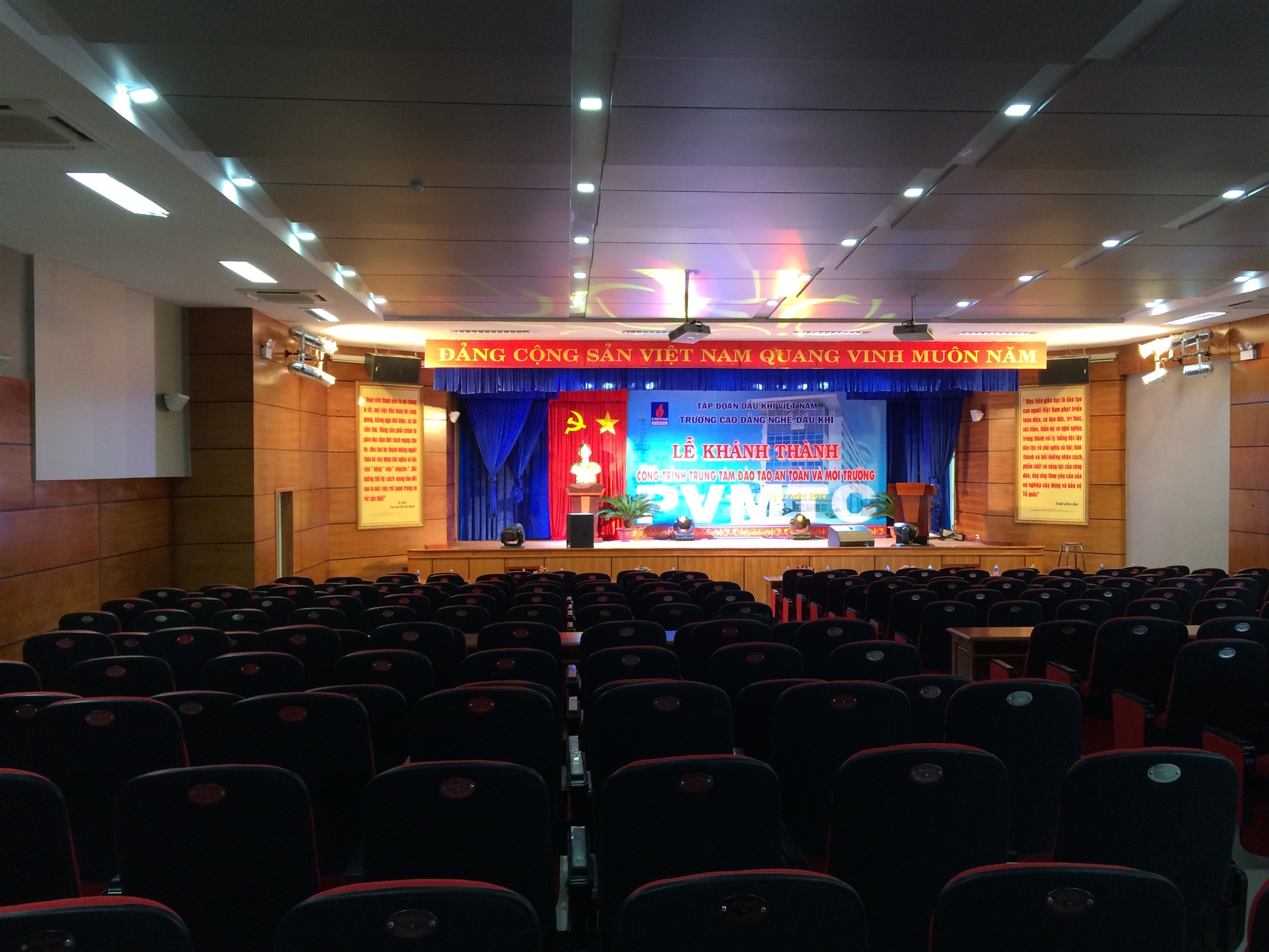 Yêu cầu sử dụng
