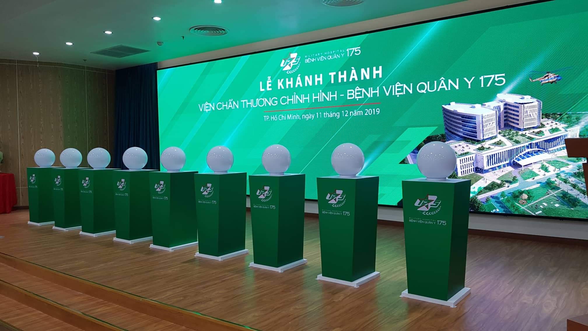 Quyết định của năm phút