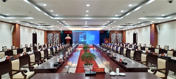 Tháng 7, 2021 -- Giữa Tâm Bão COVID